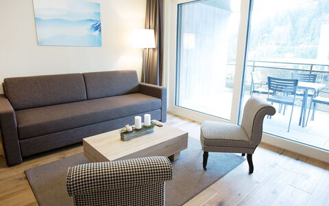 Accommodation:&nbsp;Peaks Place Apartment-Hotel & Spa 700.3