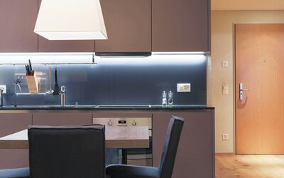 Accommodation:&nbsp;Peaks Place Apartment-Hotel & Spa 700.1