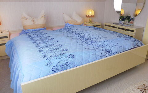Büscher: Furniture, Decoration, Azure, Comfort, Textile, Interior Design, Wood, Bed Frame, Flooring, Bed