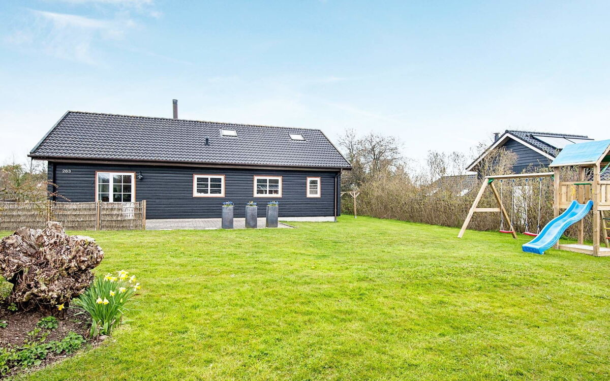 Pøt Strandby