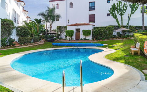 La Maestranza: Swimming Pool, Property, Real Estate, Residential Area, Building, House, Backyard, Home, Leisure, Vacation