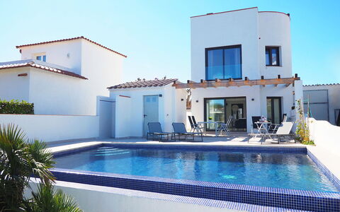 Alberes: Water, Property, Plant, Swimming Pool, Sky, Azure, Window, Shade, Building, Outdoor Furniture