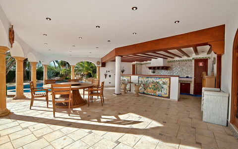 St Anthony: Property, Building, Room, House, Home, Real Estate, Interior Design, Estate, Ceiling, Furniture