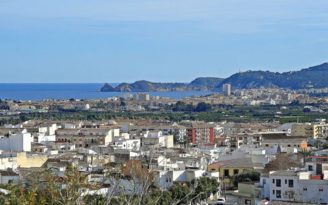 St Anthony: Urban Area, Town, Sky, City, Human Settlement, Metropolitan Area, Neighbourhood, Residential Area, Cityscape, Sea