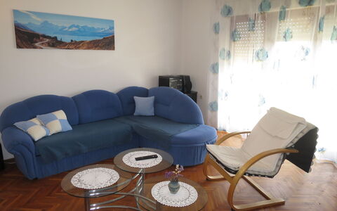 Lidija: Brown, Furniture, Property, Couch, Table, Blue, Wood, Comfort, Interior Design, Lighting