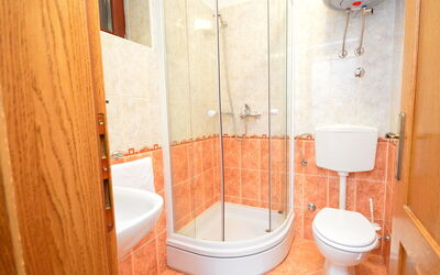 Bilice 150.11: Brown, Property, Plumbing Fixture, Toilet, Bathroom, Purple, Interior Design, Toilet Seat, Building
