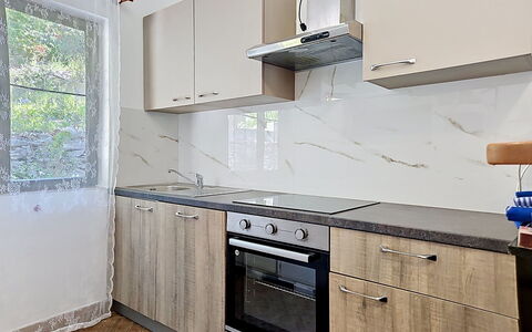 Accommodation:&nbsp;Dijana 300.2