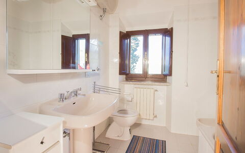 Villa Etrusca: Bathroom, Property, Room, Interior Design, Building, Floor, House, Furniture, Real Estate, Architecture