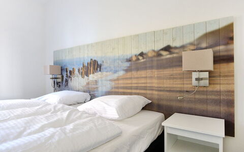 Noordwijk 810: Furniture, Property, Comfort, Wood, Bed Frame, Shade, Interior Design, Flooring, House, Building