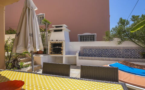 Villa Quinta Do Sol: Plant, Property, Shade, Lighting, Architecture, Yellow, Building, Urban Design, Outdoor Furniture, Wall