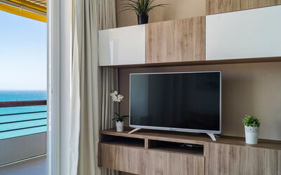 Accommodation:&nbsp;Castillo de Santa Clara 182.2