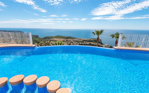 Benitachell 829: Water, Sky, Cloud, Daytime, Blue, Plant, Nature, Azure, Swimming Pool, Outdoor Furniture