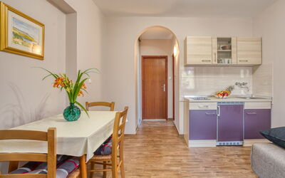 Accommodation:&nbsp;Daria 117.1