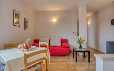 Accommodation:&nbsp;Daria 117.4