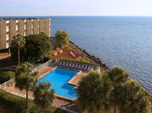 Accommodation:&nbsp;Sailport Water Suites 100.11