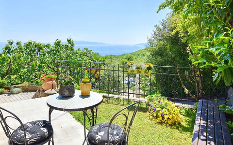 Evići: Property, Real Estate, House, Garden, Estate, Yard, Tree, Table, Grass, Cottage