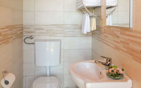 Lea: Mirror, Plumbing Fixture, Tap, Sink, Bathroom Sink, Plant, White, Bathroom, Purple, Interior Design