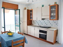 Accommodation:&nbsp;Sunrise 10.1