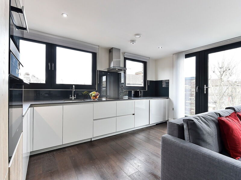 Accommodation:&nbsp;Capacity 769.1