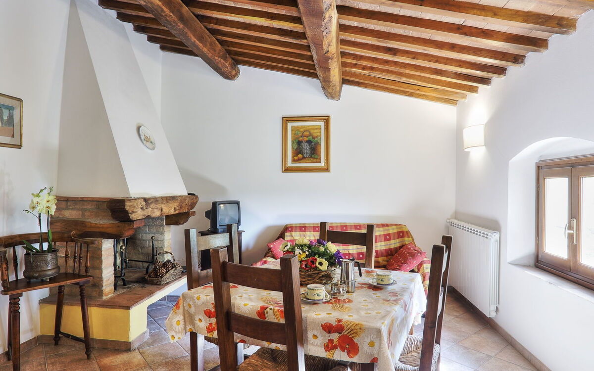 Accommodation:&nbsp;Chiantishire Retreat 155.5